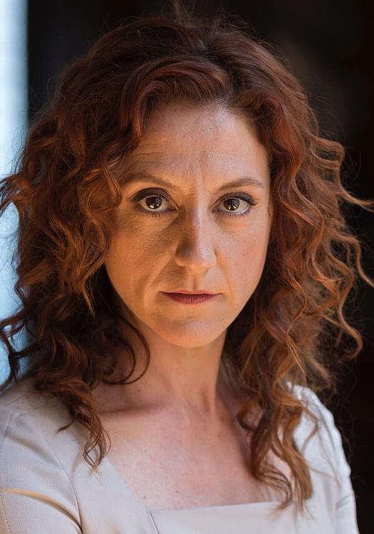 努里亚·门西亚 Nuria Mencía照片