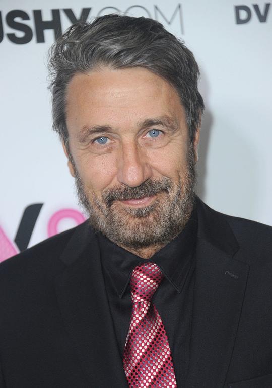 斯蒂文·霍尔姆斯 Steve Holmes照片