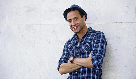 霍埃尔·安杰利诺 Joel Angelino照片