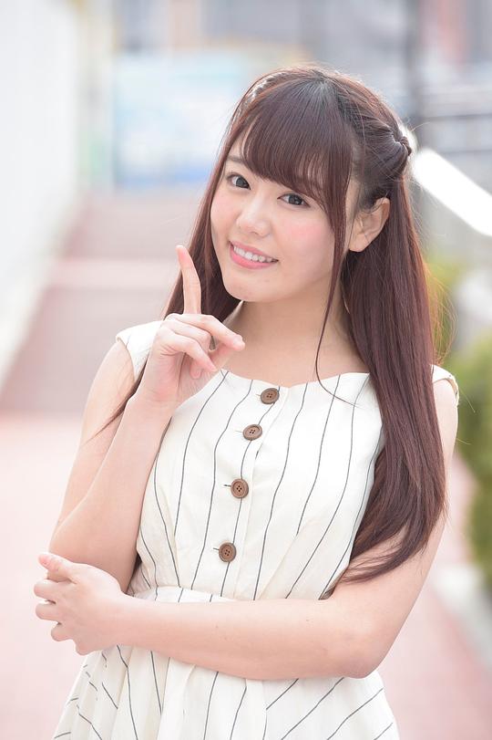 滨崎真绪 Mao Hamasaki照片