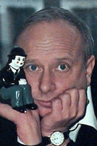 曼努埃尔·萨默斯 Manuel Summers照片