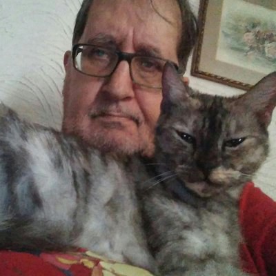 Salvador Sáinz照片