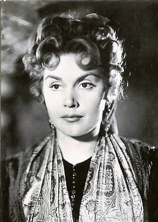 安娜·马里斯卡尔 Ana Mariscal照片