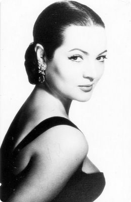 萨拉·蒙铁儿 Sara Montiel照片