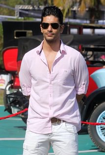 安加德·贝迪 Angad Bedi照片