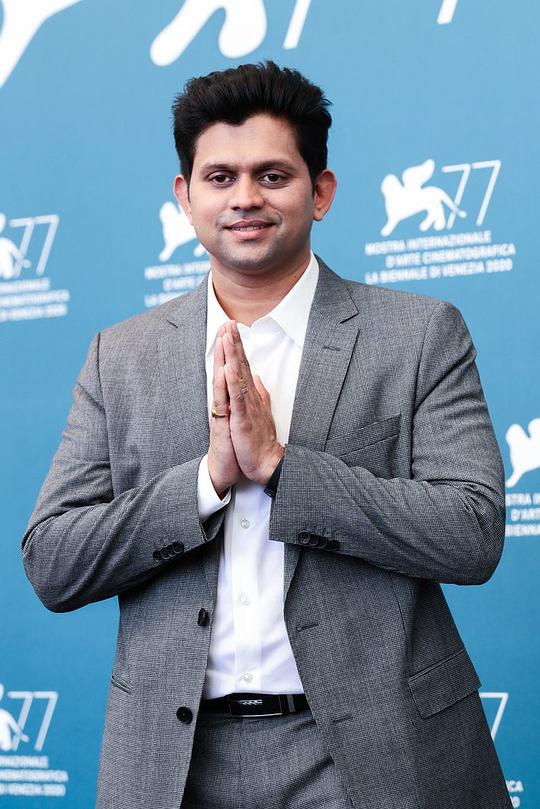 阿迪亚·莫达克 Aditya Modak照片