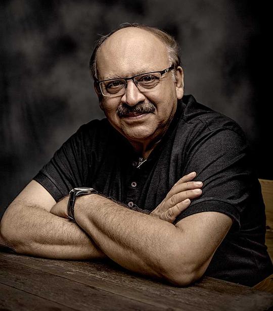 阿卡什·库拉纳 Akash Khurana照片