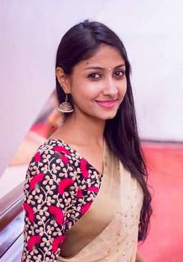 阿卡纳·乔伊斯 Archana Jois照片