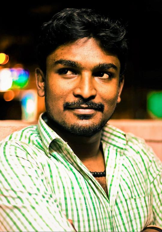 拉特那·库马尔 Rathna Kumar照片