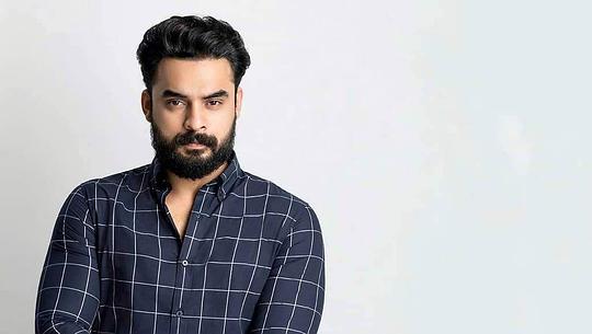 托维诺·托马斯 Tovino Thomas照片