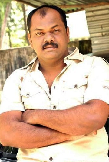 罗珊·安德鲁斯 Roshan Andrews照片