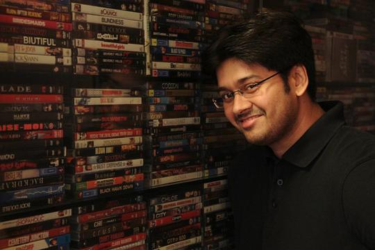 米拉帕·扎韦里 Milap Zaveri照片