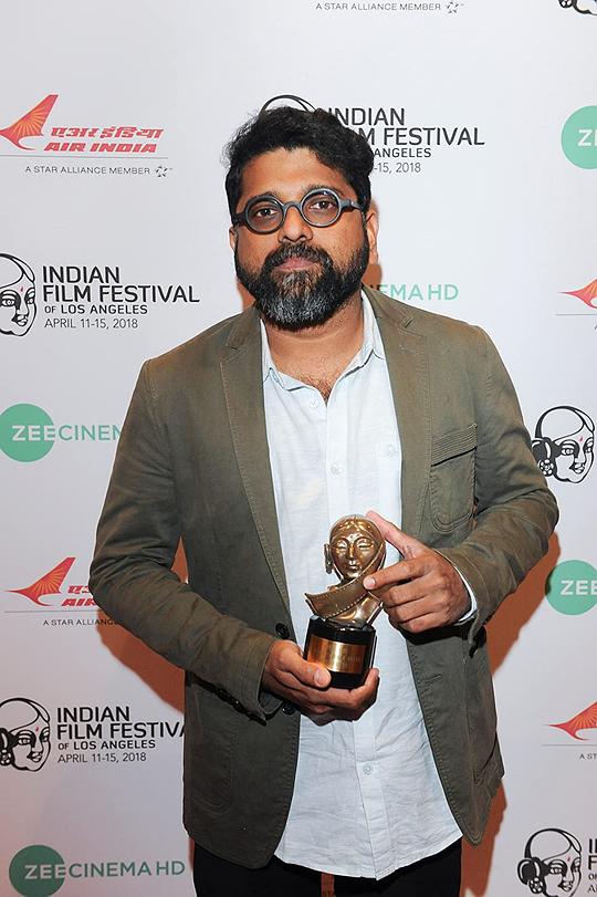 马赫什·纳拉扬 Mahesh Narayan照片