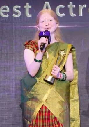 索尼娅·S Sonia S照片