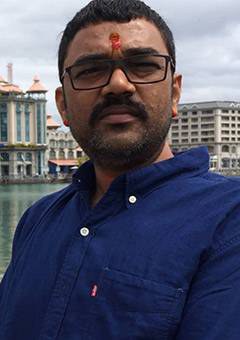 什里·那拉扬·辛 Shree Narayan Singh照片