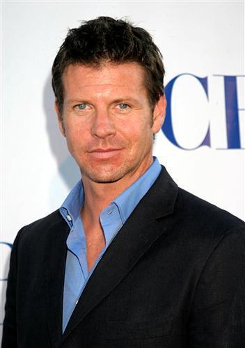 劳埃德·欧文 Lloyd Owen照片