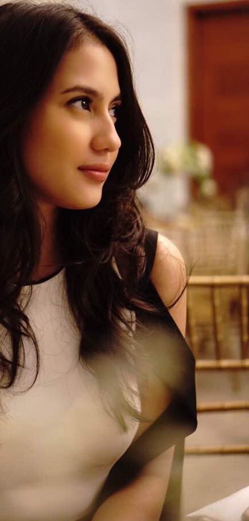 佩维塔·皮尔斯 Pevita Pearce照片