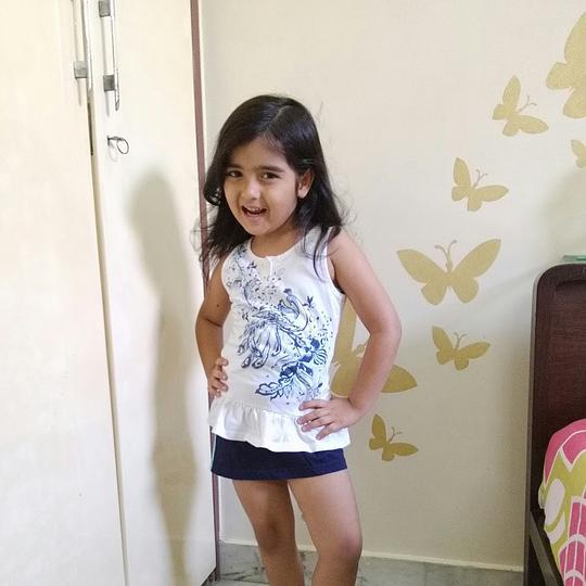 蒂希塔·塞加尔 Dishita Sehgal照片