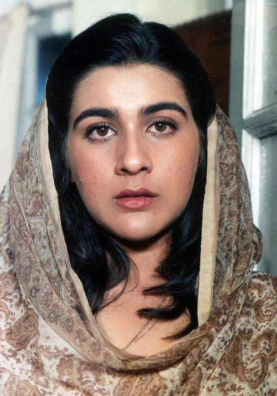 阿莫瑞塔·金格 Amrita Singh照片