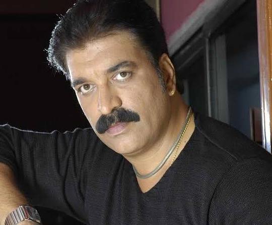 乔伊·波德拉尼 Joy Badlani照片