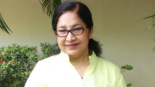 柯维伊·萨拉拉 Kovai Sarala照片