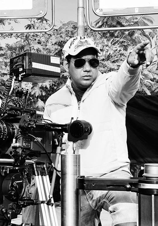 萨比尔·可汗 Sabir Khan照片