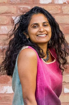 西塔·梅诺 Sita Menon照片