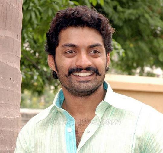 卡延·拉姆 Kalyan Ram照片