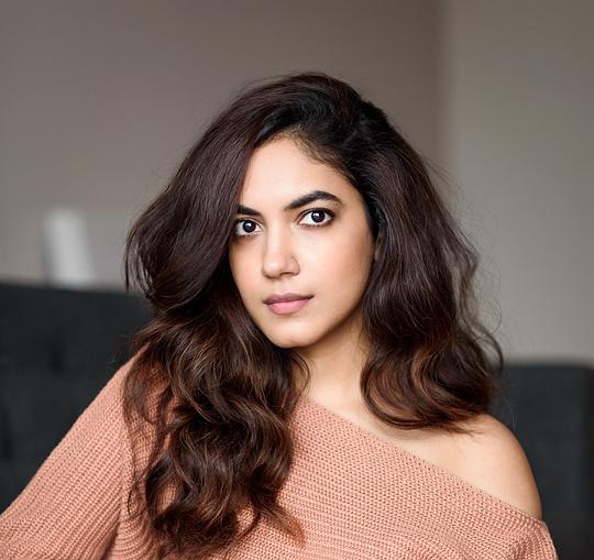 里图·瓦尔玛 Ritu Varma照片