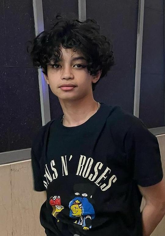 阿里·菲克里 Ali Fikry照片