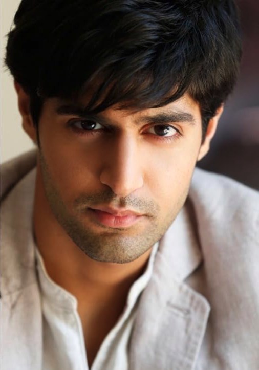 塔努吉·维尔瓦尼 Tanuj Virwani照片