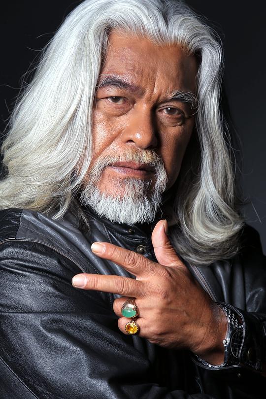 万·哈纳菲苏 Wan Hanafisu照片