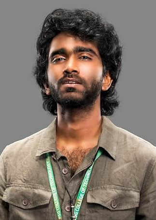 普拉迪普·兰加纳坦 Pradeep Ranganathan照片