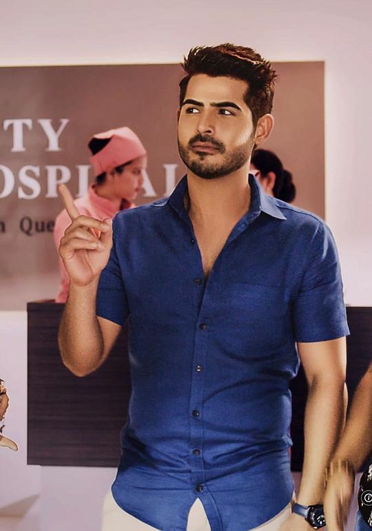 马杜里玛·罗伊 Madhurima Roy照片