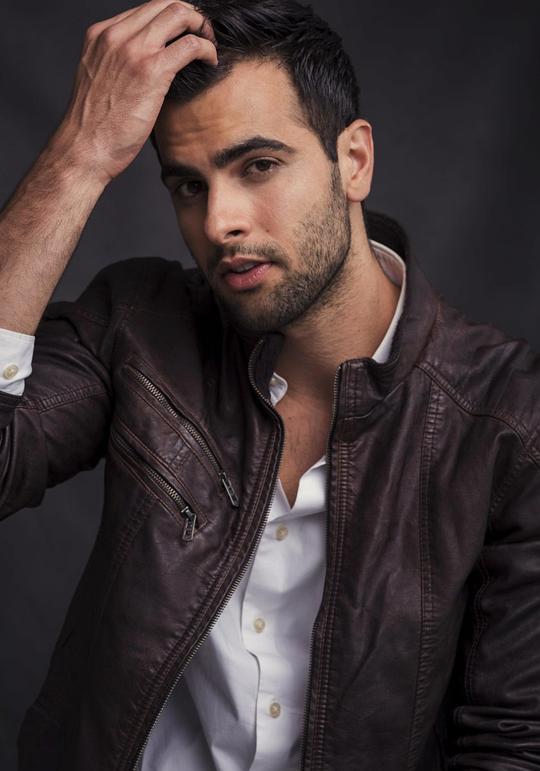 安库尔·拉西 Ankur Rathee照片