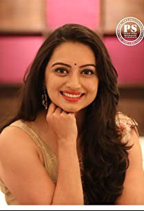 施卢蒂·马拉特 Shruti Marathe照片