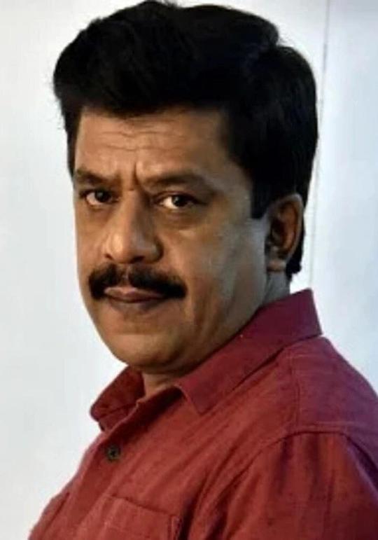 厄潘德拉·莉玛依 Upendra Limaye照片