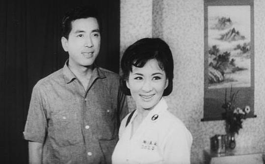 何玉华 Yu-Hua Ho照片