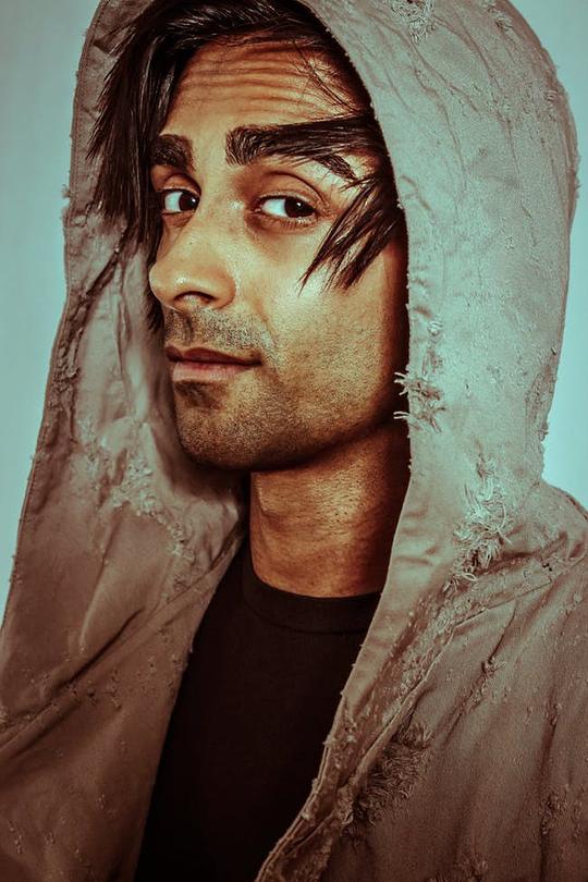 阿迪·尚卡尔 Adi Shankar照片