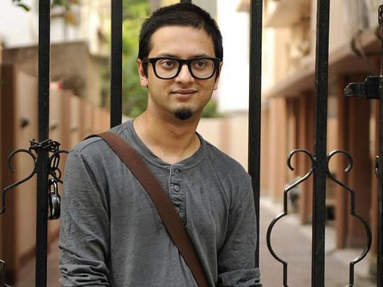 莫伊那克·波米克 Mainak Bhaumik照片