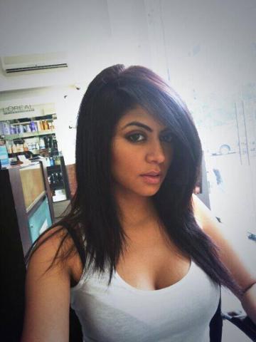 Kavita Kaushik照片