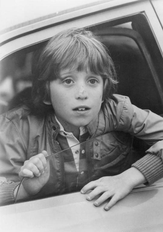 奥利弗·罗宾斯 Oliver Robins照片