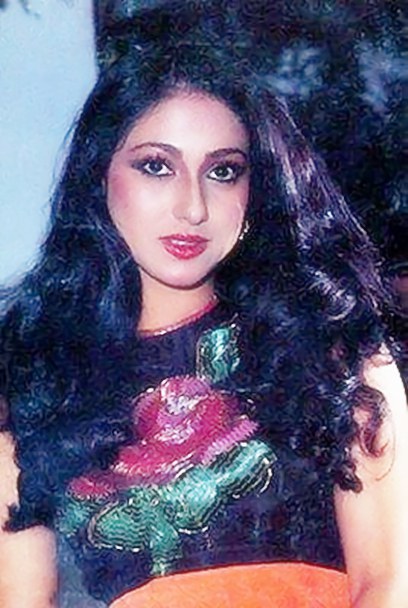 蒂娜·穆尼姆 Tina Munim照片