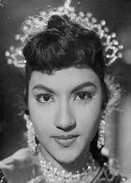 古默里·纳兹 Kumari Naaz照片