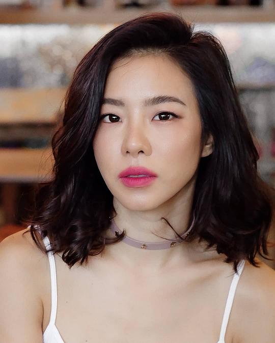 克丽丝·霍旺 Cris Horwang照片