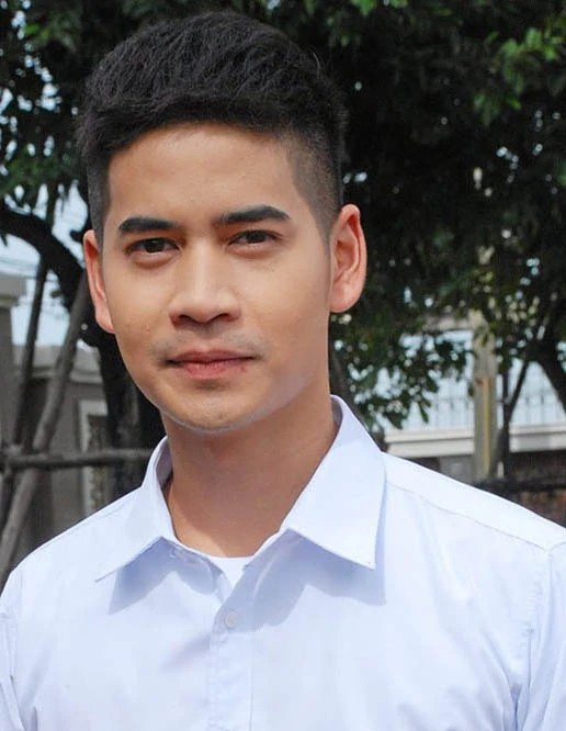 查特朋·纳塔彭 Chatphong Natthaphong照片