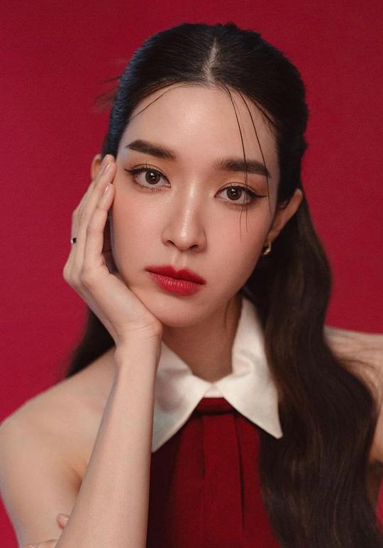 莫茶诺·欣彩萍翩 Monchanok Saengchaipiangpen照片