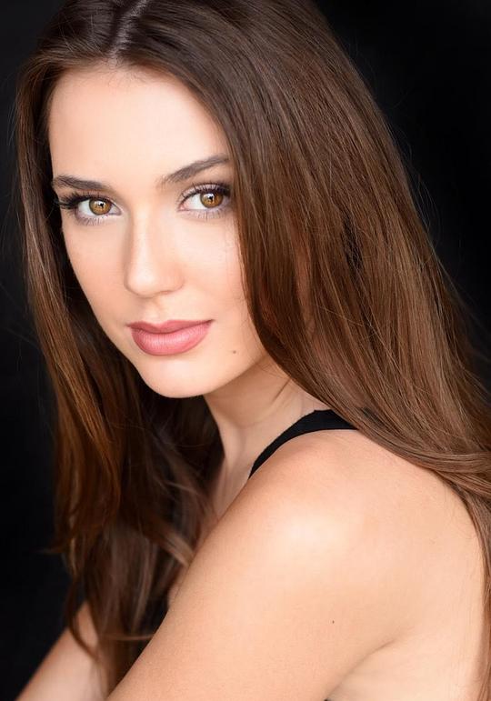 科洛·芭布科克 Chloe Babcock照片