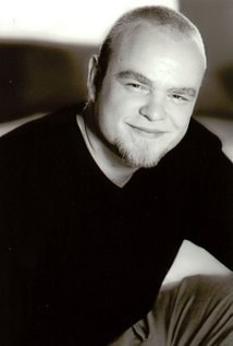 迈克尔·亚当思韦特 Michael Adamthwaite照片