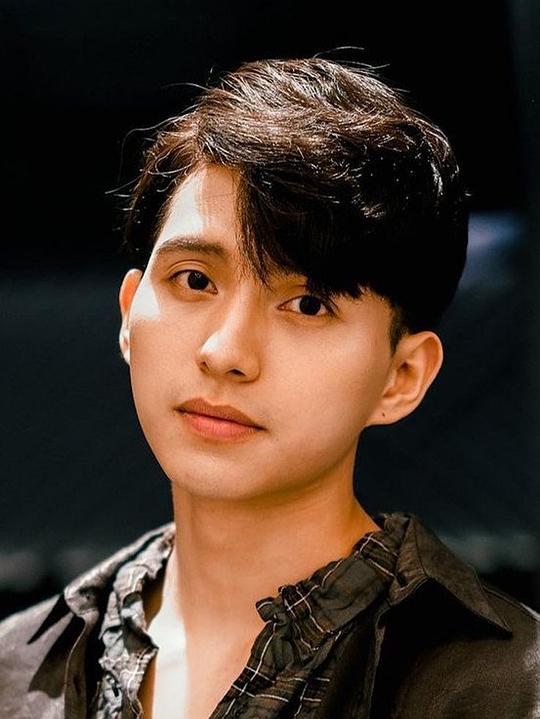 帕岚尤·苏克萨姆兰 Prarunyu Sooksamram照片